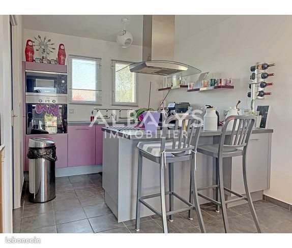 Maison à louer, 85m², Vayres