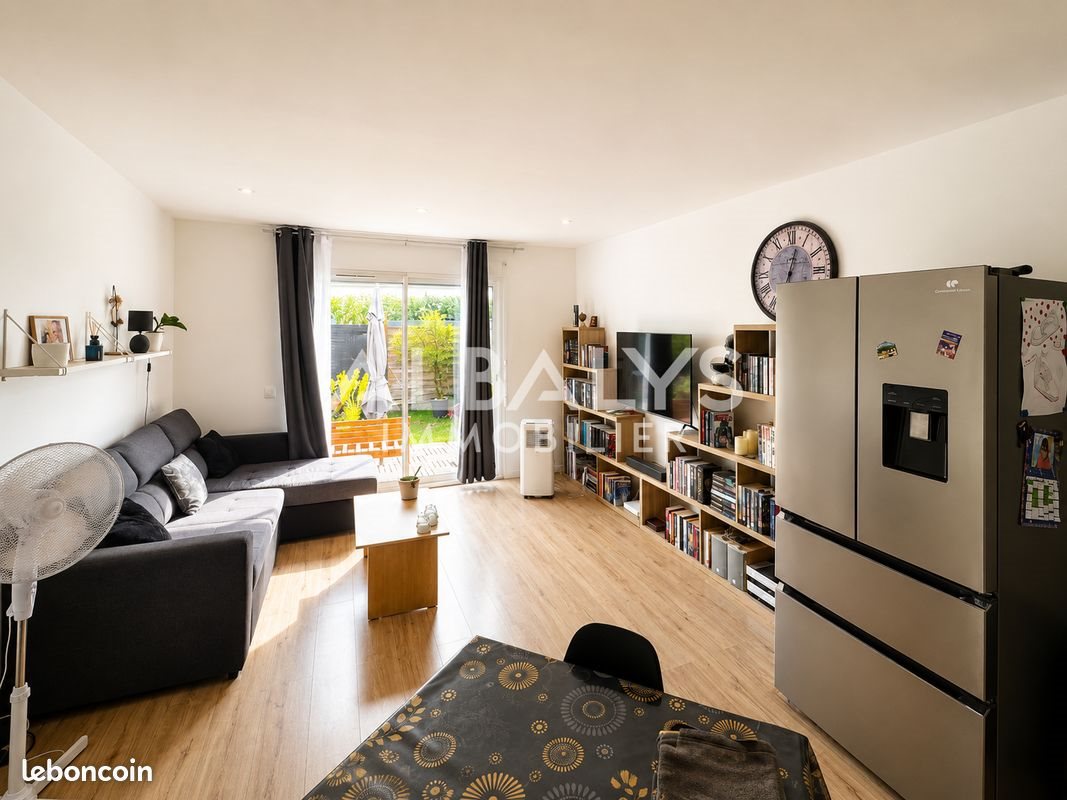 Maison à louer, 63m², Izon