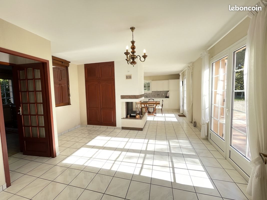 Maison à louer, 165m², Belin-Béliet
