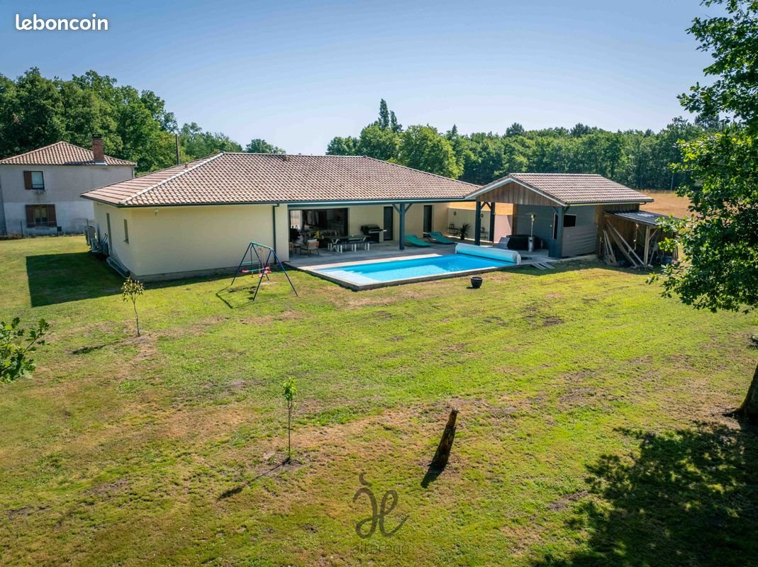 Maison à vendre, 139m², Moustey