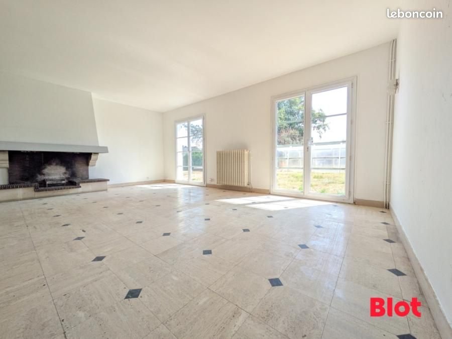 Maison à vendre, 254m², Noyal-sur-Vilaine