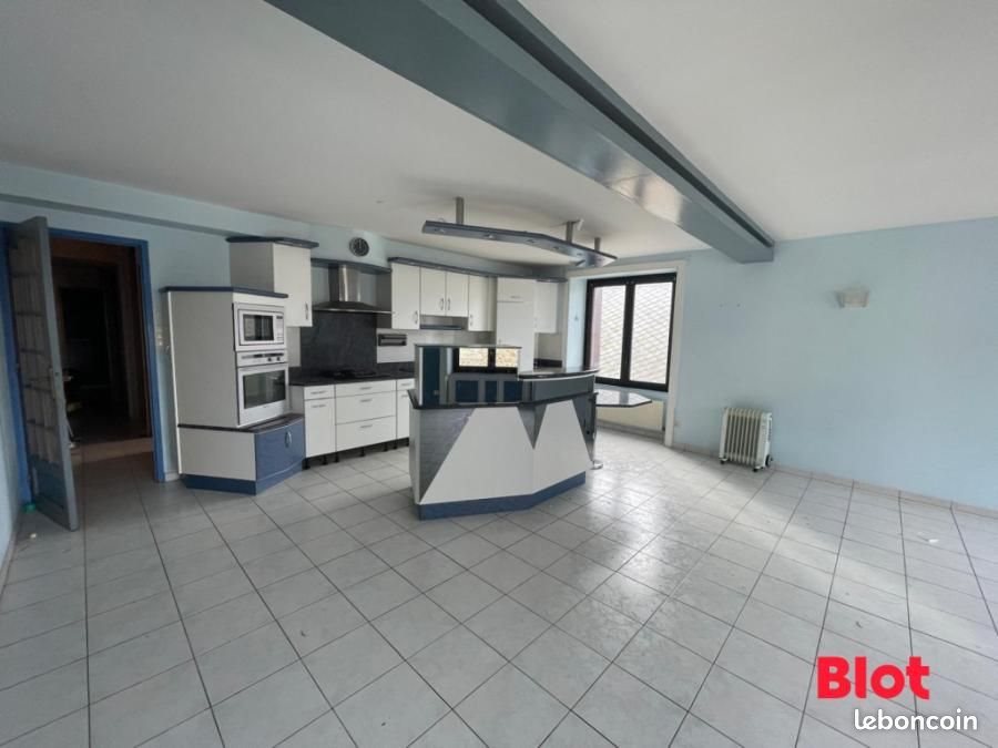 Maison à vendre, 277m², Le Pertre
