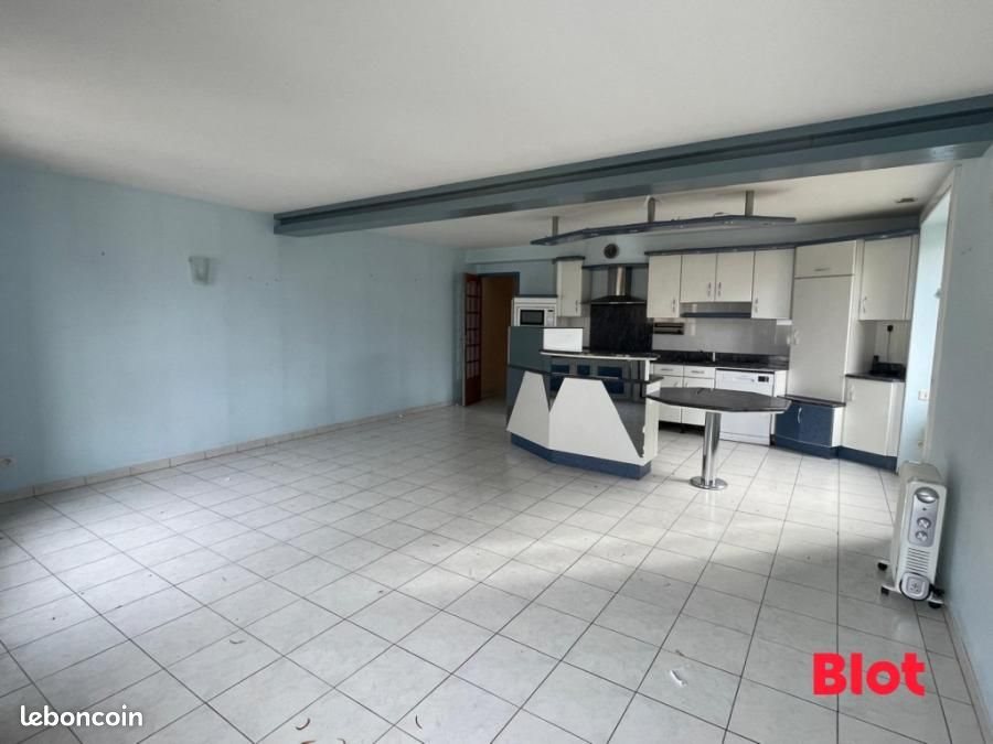 Maison à vendre, 277m², Le Pertre