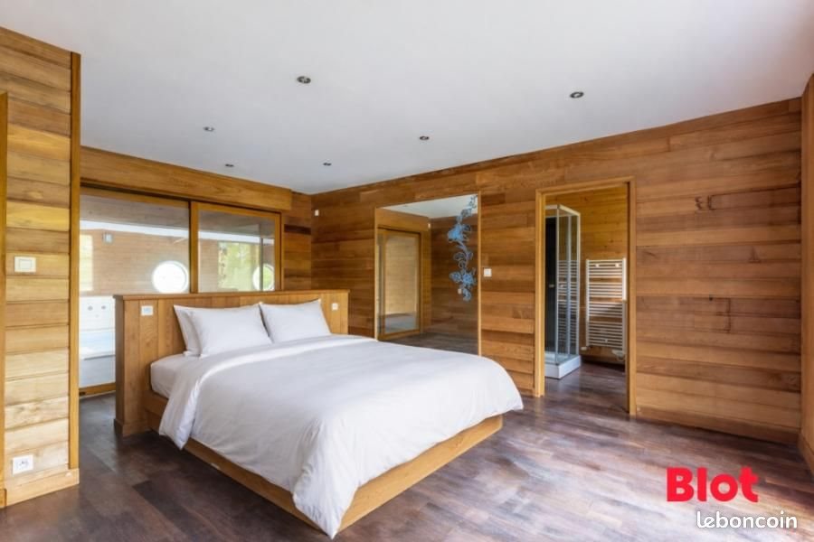 Maison à vendre, 221m², Saint-Aubin-d'Aubigné