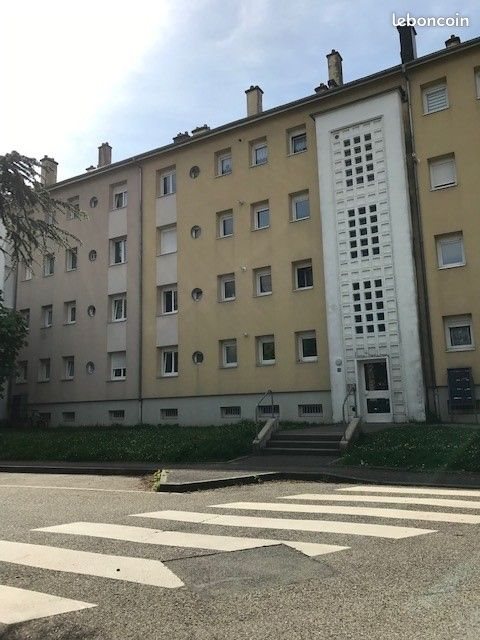 Appartement à louer, 68m², Cernay