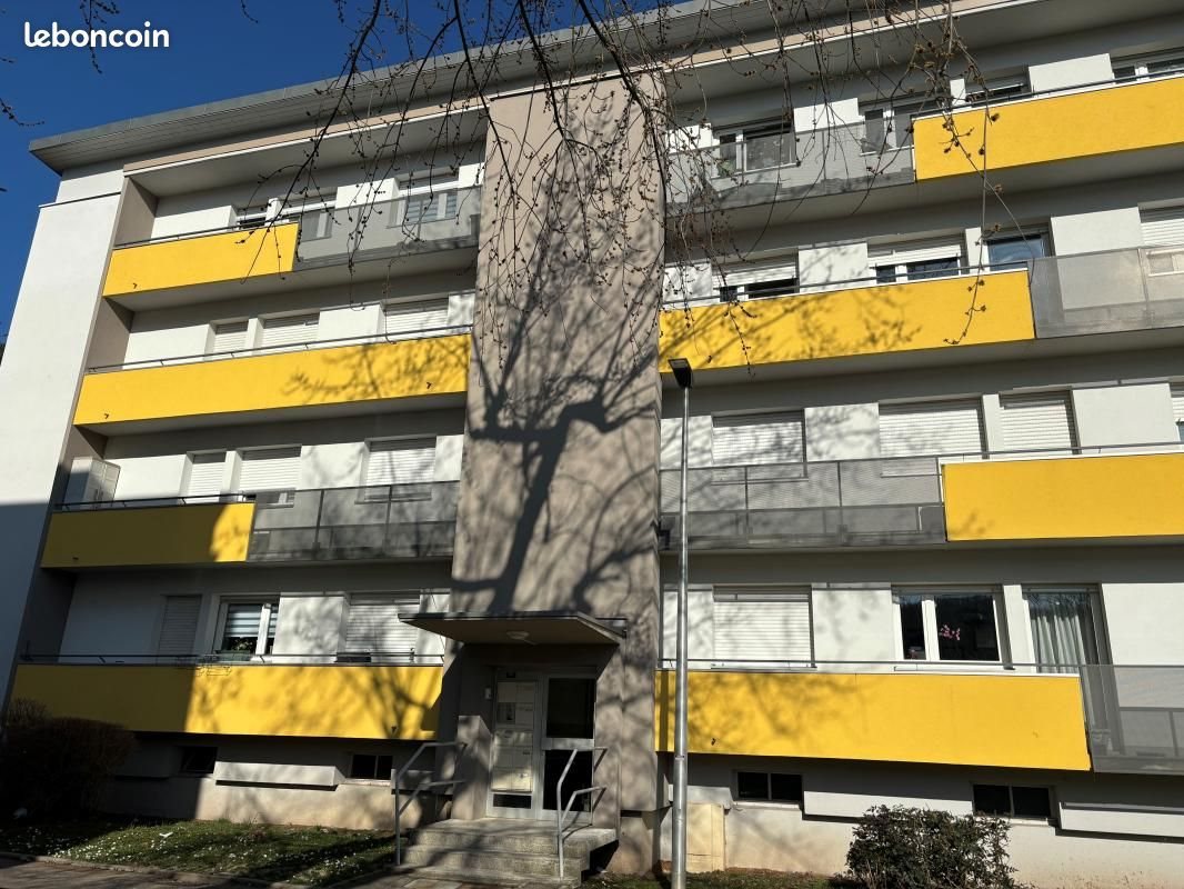Appartement à louer, 81m², Thann