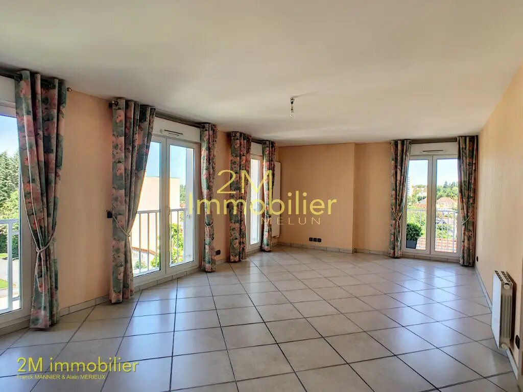 Appartement à louer, 61m², Melun