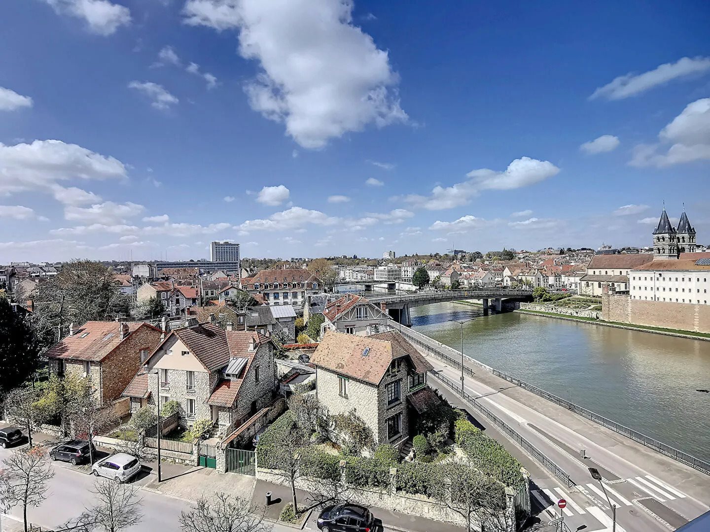 Appartement à vendre, 69m², Melun