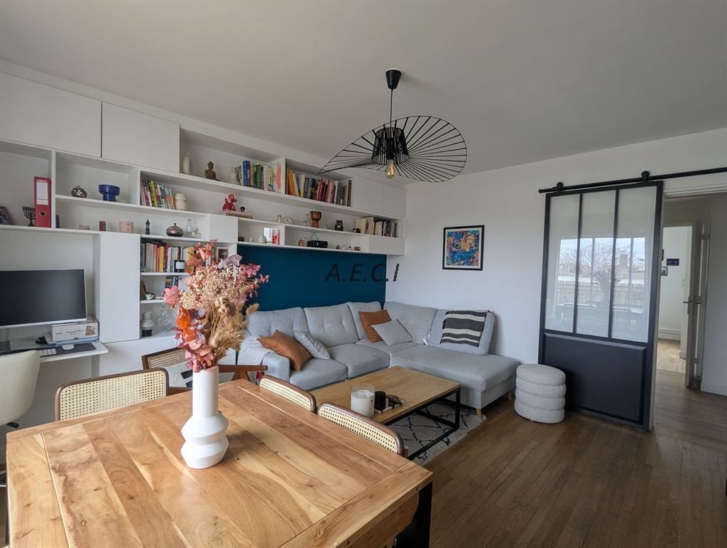 Appartement à louer, 63m², Courbevoie
