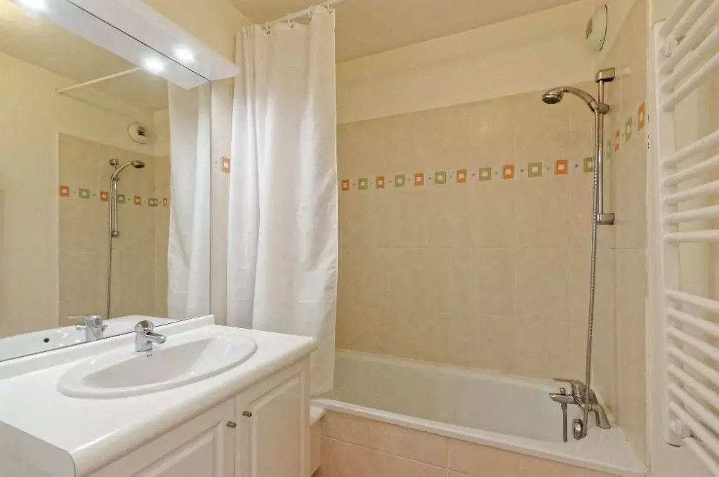 Appartement à louer, 46m², Antony
