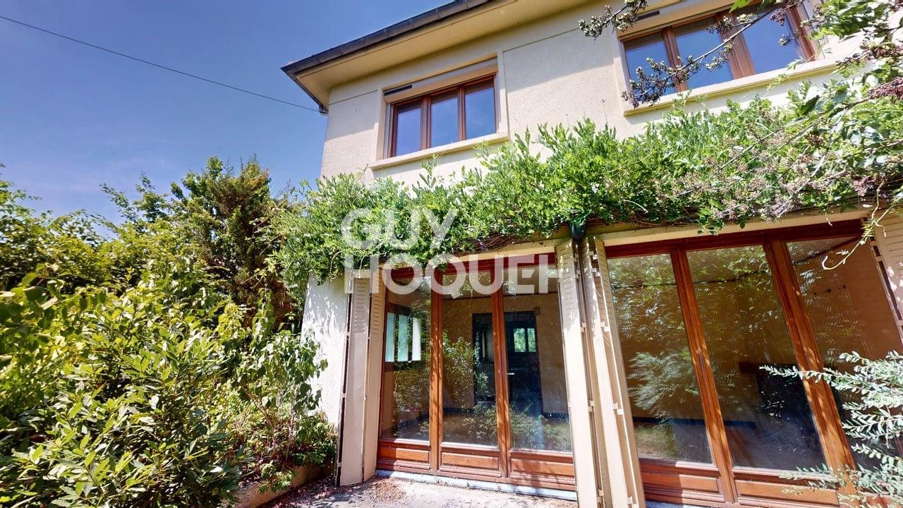 Maison à vendre, 95m², La Ville-du-Bois