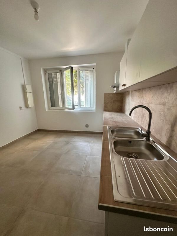 Appartement à louer, 67m², La Courneuve