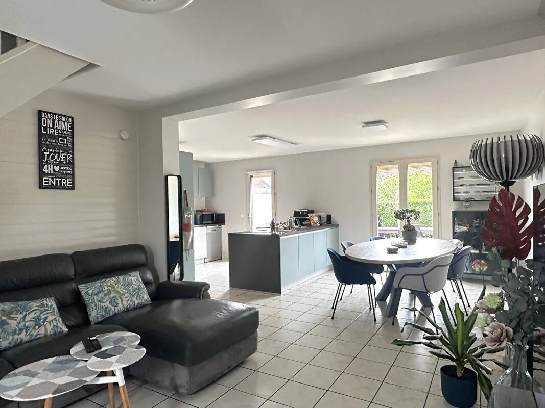 Maison à vendre, 111m², Issou