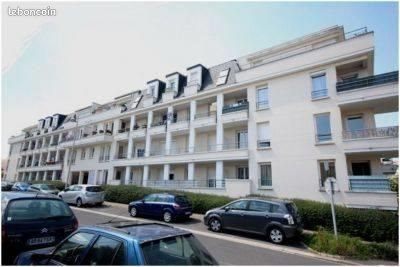 Appartement à louer, 41m², Cergy