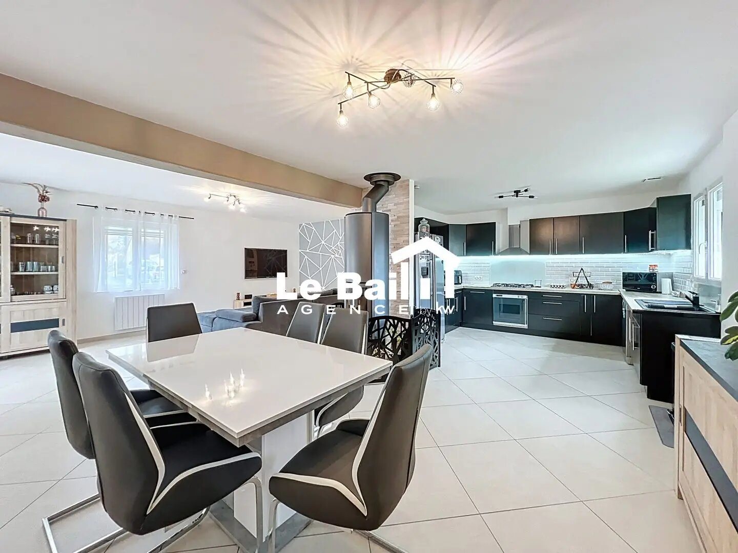 Maison à vendre, 162m², Neuville-Bosc