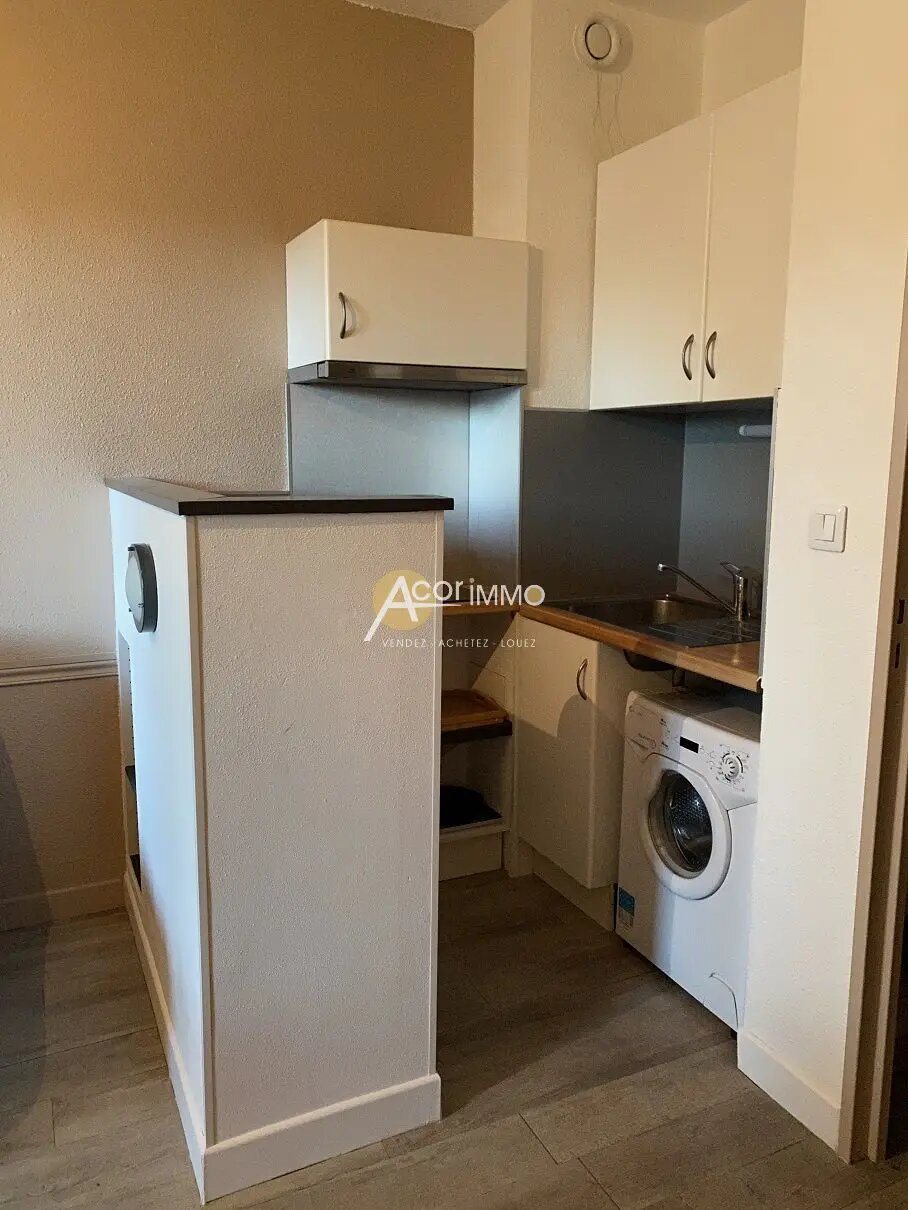 Appartement à louer, 17m², Sanary-sur-Mer