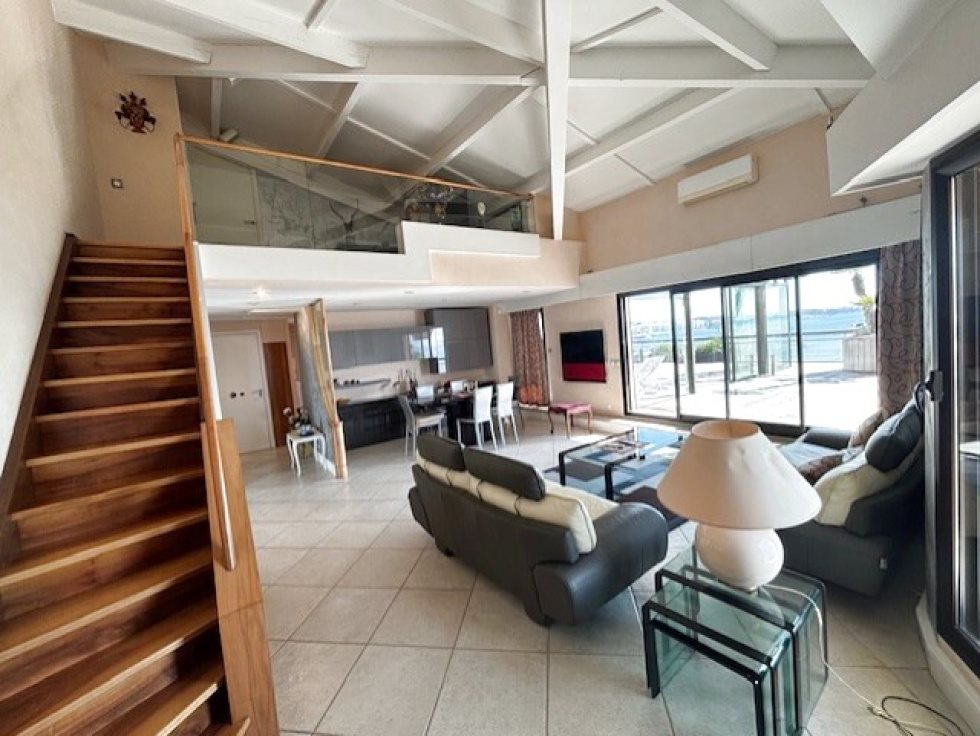 Appartement à vendre, 97m², Fréjus