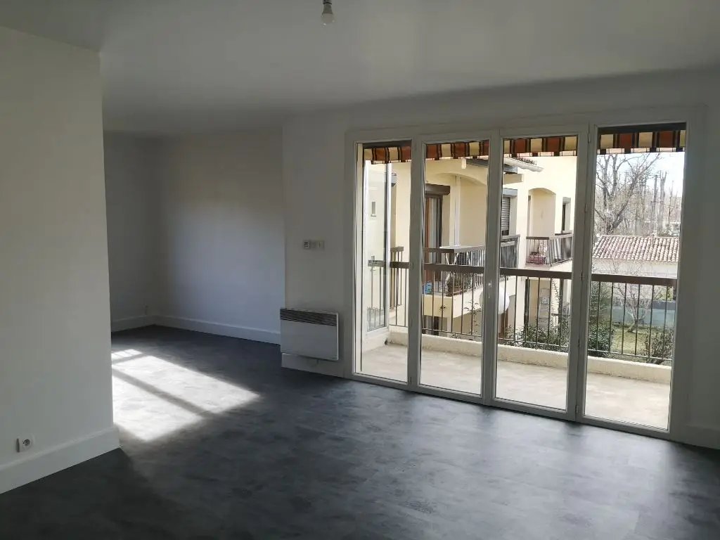Appartement à louer, 45m², Saint-Cyr-sur-Mer