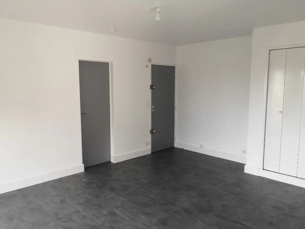 Appartement à louer, 45m², Saint-Cyr-sur-Mer