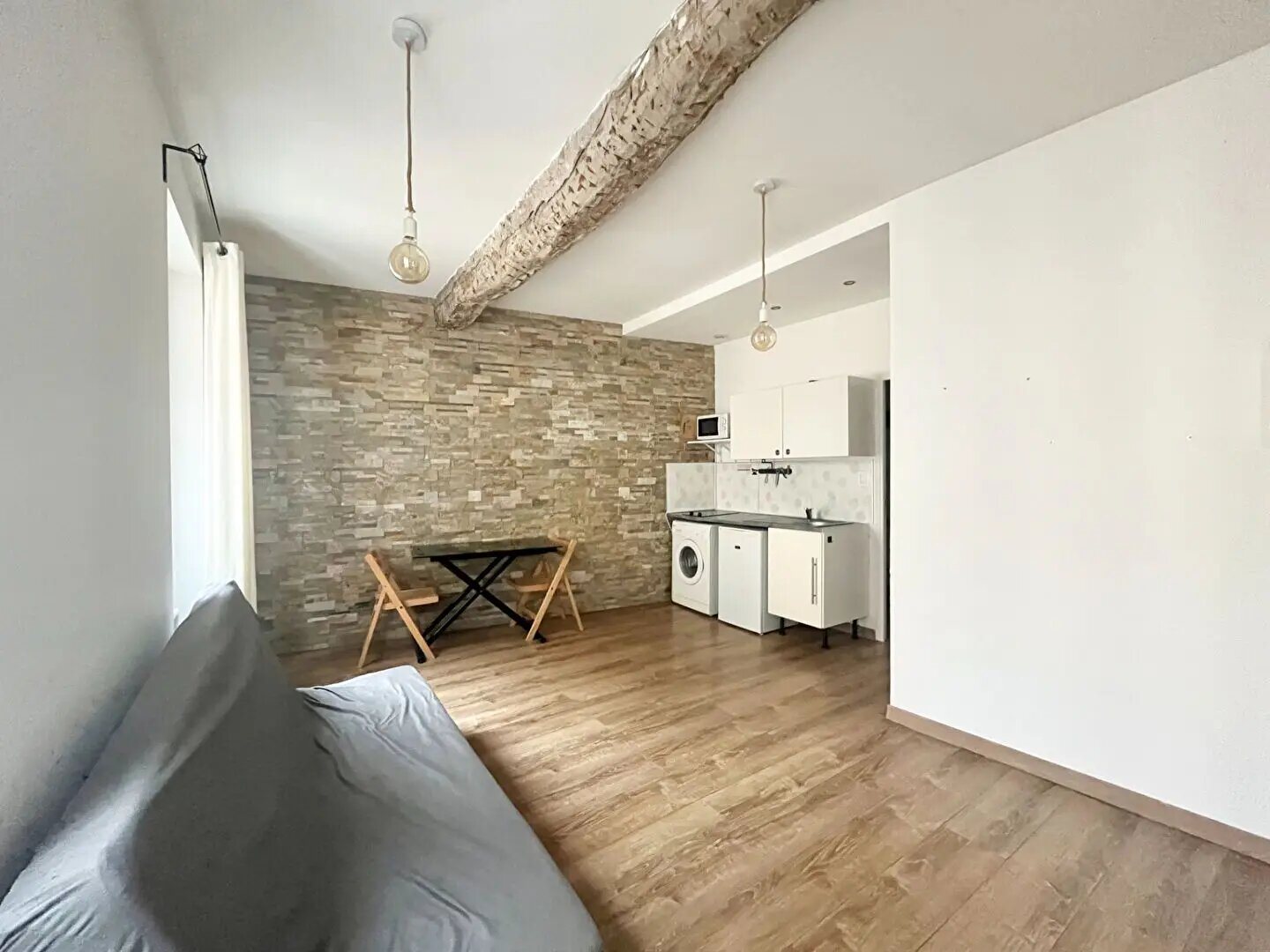 Appartement à louer, 24m², Auriol
