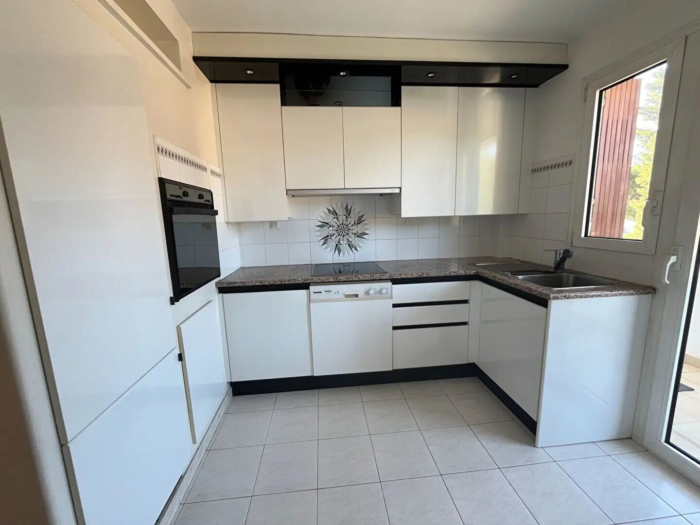 Appartement à louer, 78m², La Ciotat