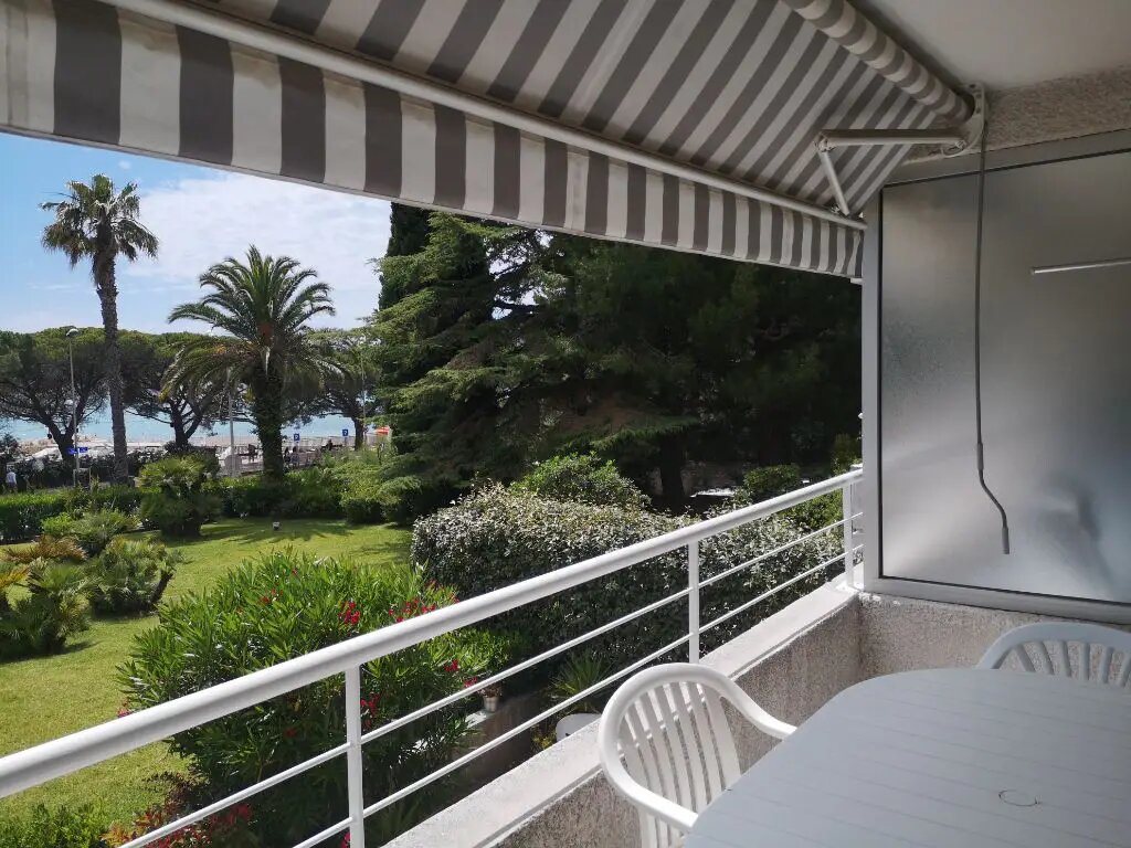 Appartement à louer, 26m², La Ciotat