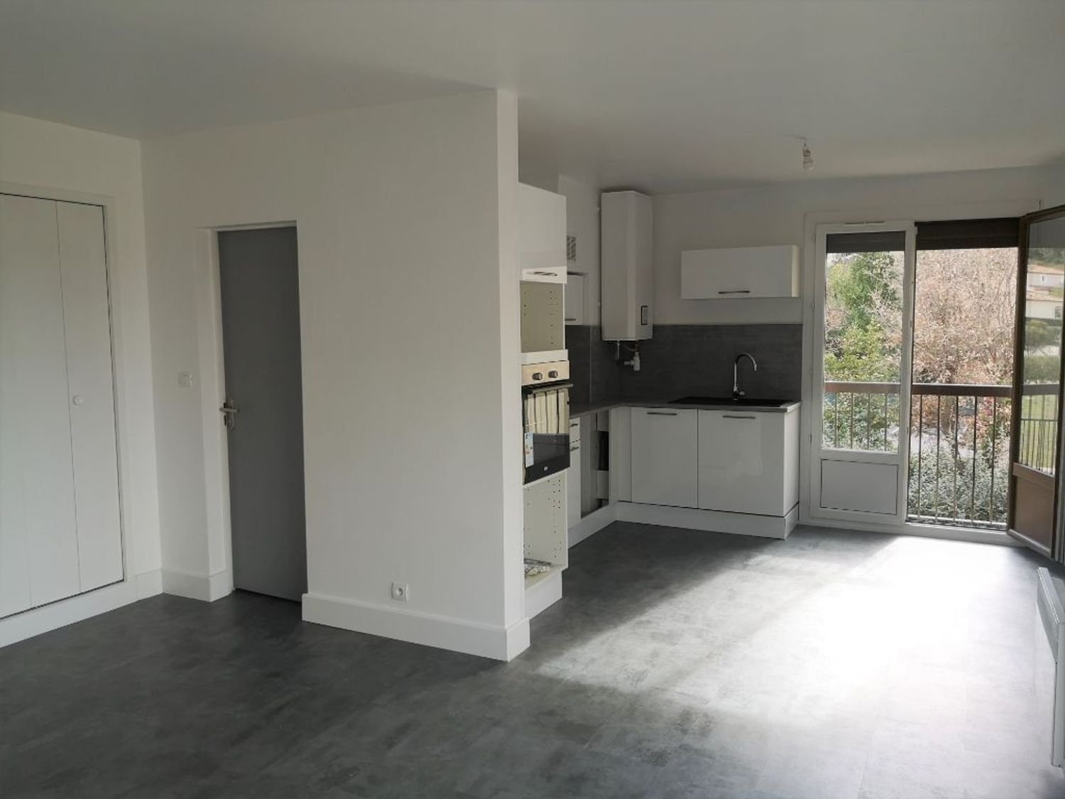 Appartement à louer, 45m², Saint-Cyr-sur-Mer