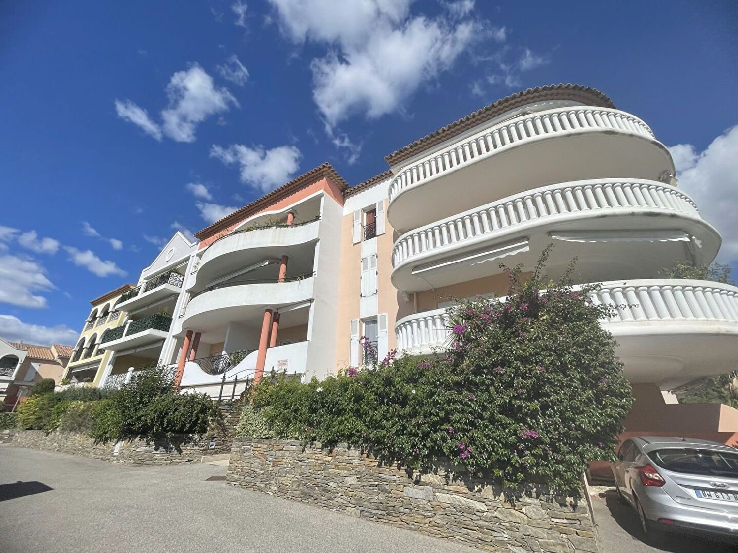 Appartement à vendre, 100m², Saint-Cyr-sur-Mer