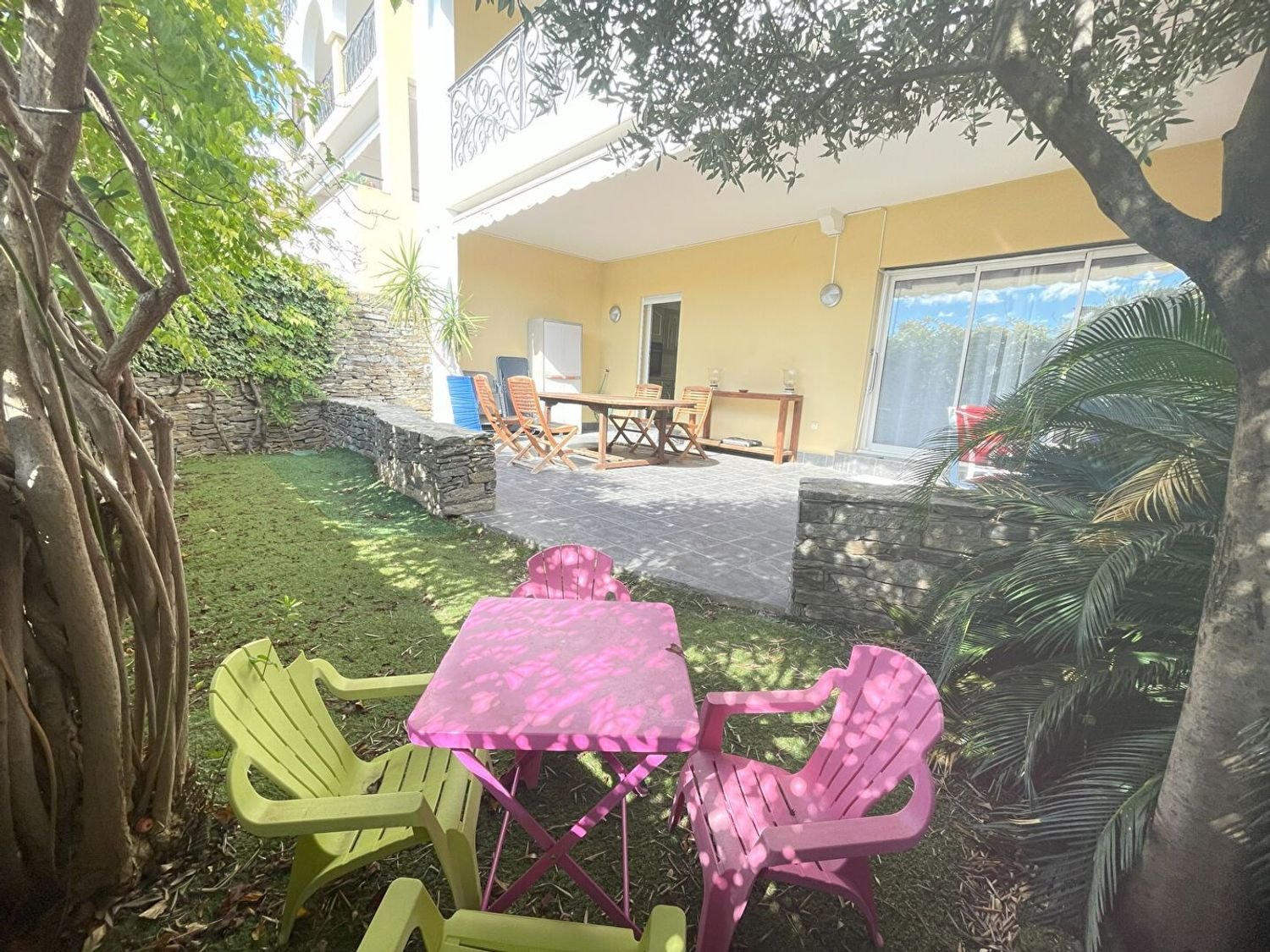 Appartement à vendre, 100m², Saint-Cyr-sur-Mer