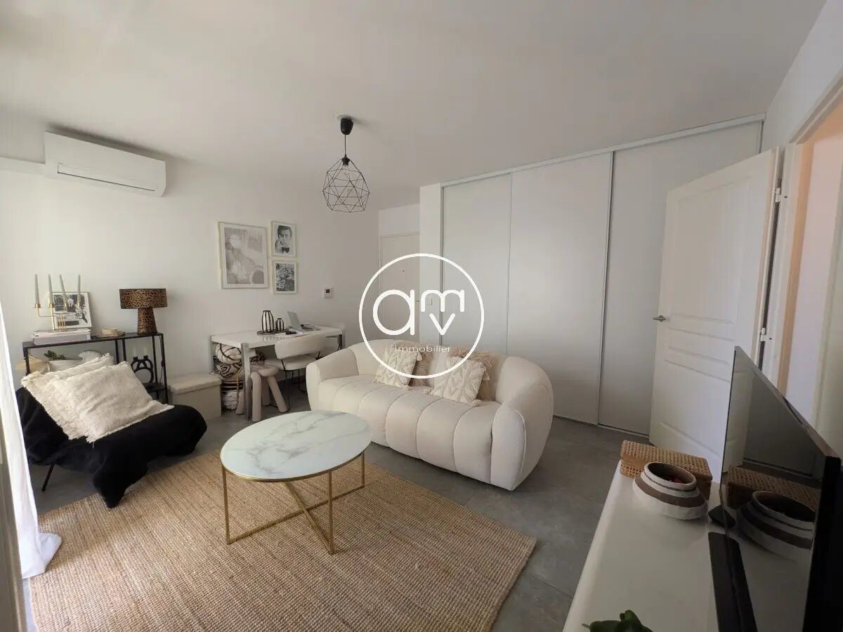 Appartement à louer, 43m², La Londe-les-Maures