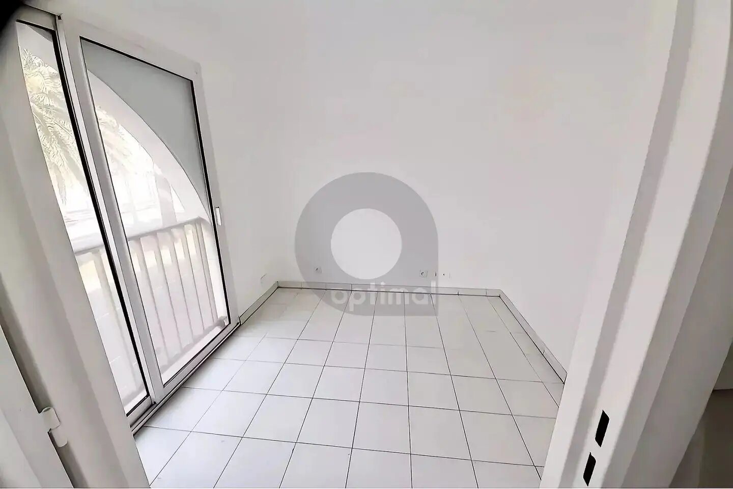 Appartement à louer, 19m², Menton