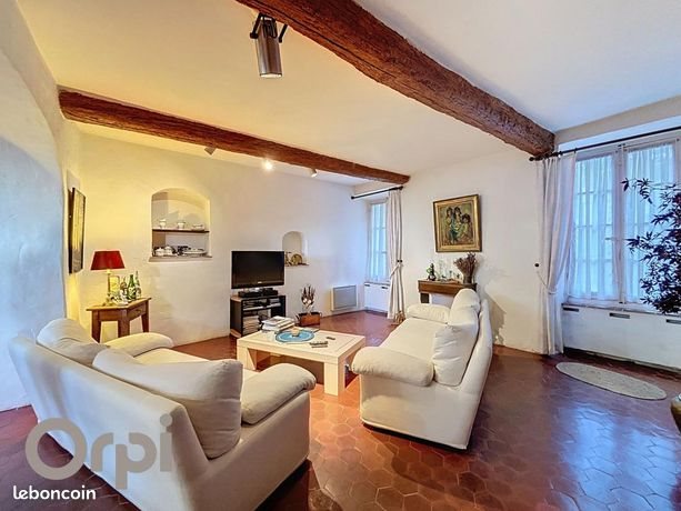 Maison à vendre, 243m², Roquebrune-sur-Argens