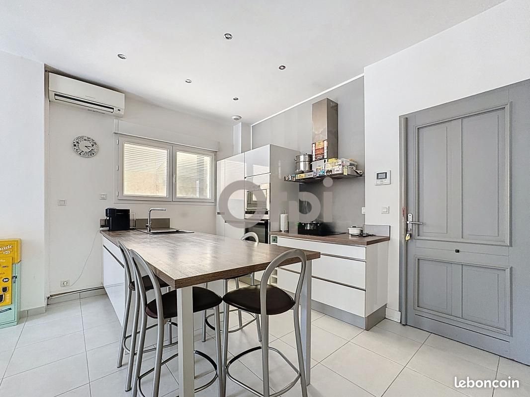 Appartement à vendre, 57m², Saint-Raphaël