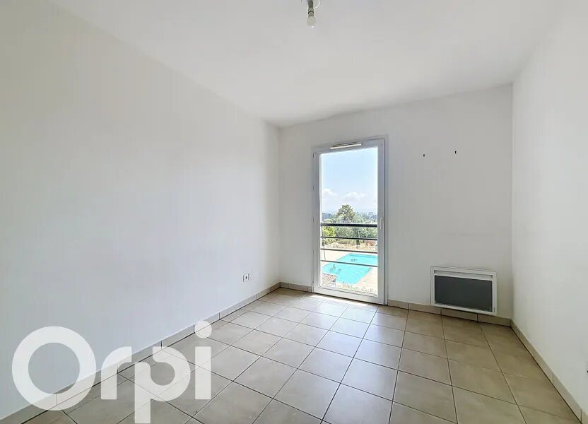Appartement à vendre, 40m², Roquebrune-sur-Argens