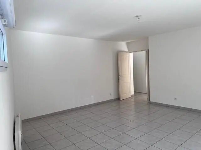 Appartement à louer, 69m², Brignoles