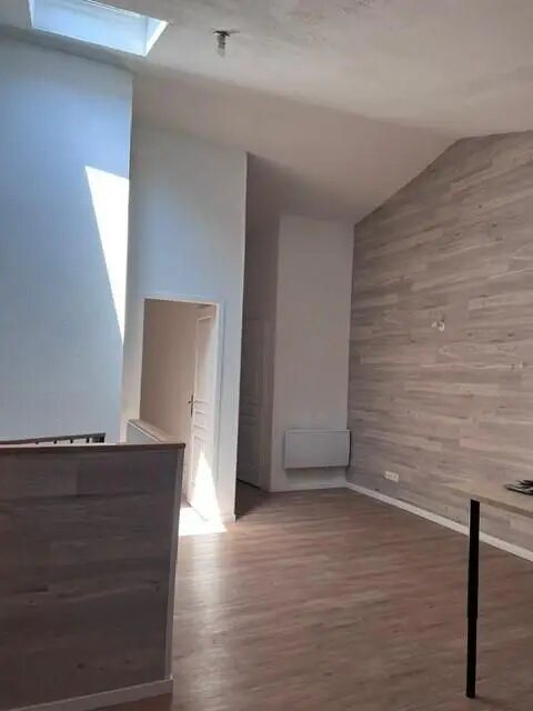 Appartement à louer, 61m², Cabasse