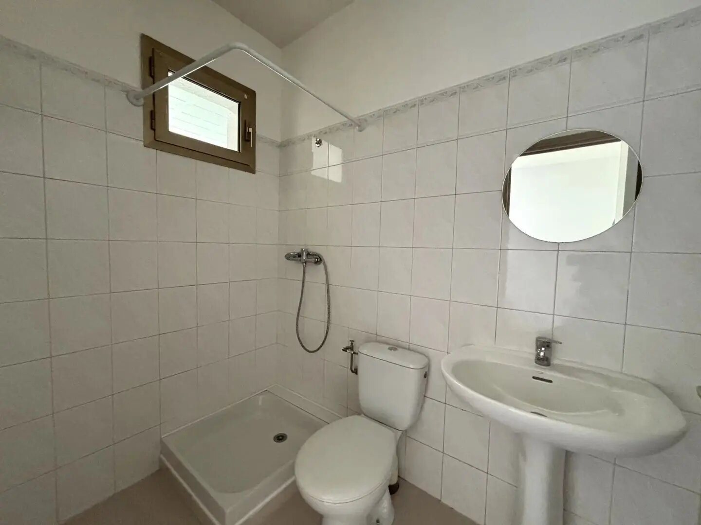 Appartement à louer, 16m², Menton