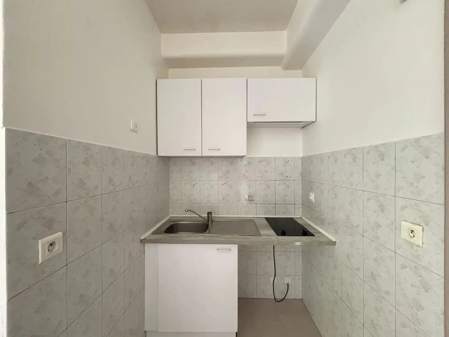 Appartement à louer, 16m², Menton