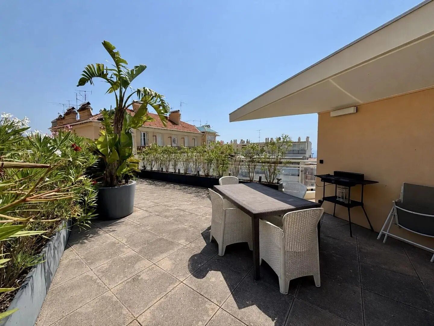 Appartement à louer, 97m², Beausoleil