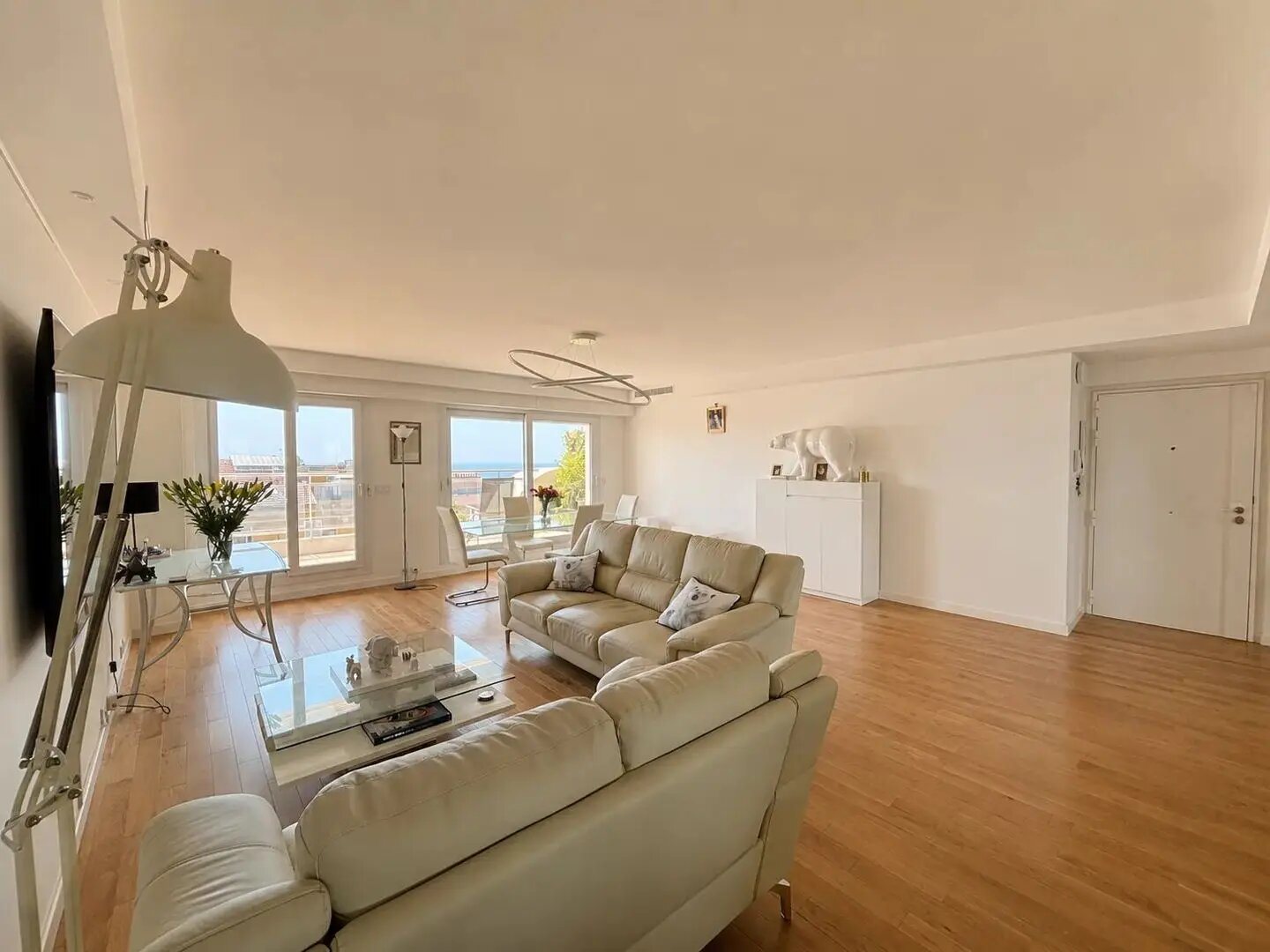Appartement à louer, 97m², Beausoleil