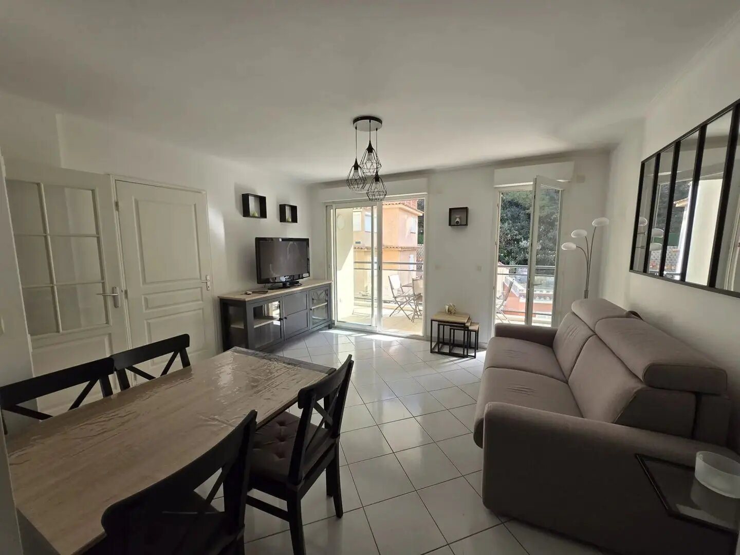 Appartement à louer, 45m², Beausoleil