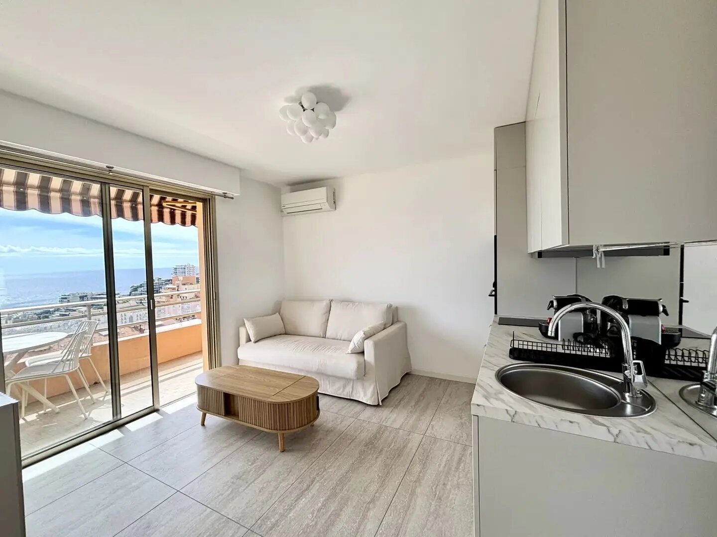 Appartement à louer, 22m², Beausoleil