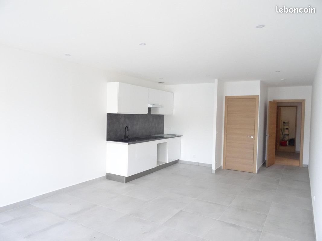 Appartement à louer, 87m², Port-Vendres