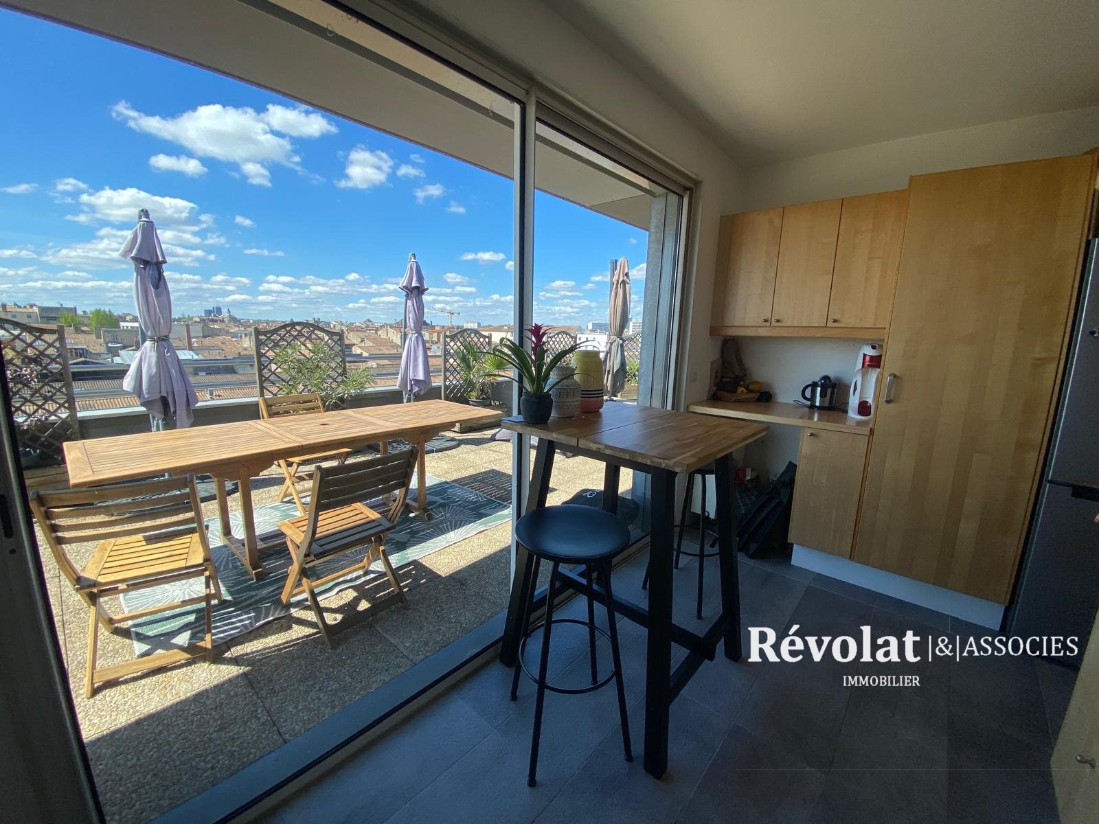 Appartement à louer, 97m², Bordeaux