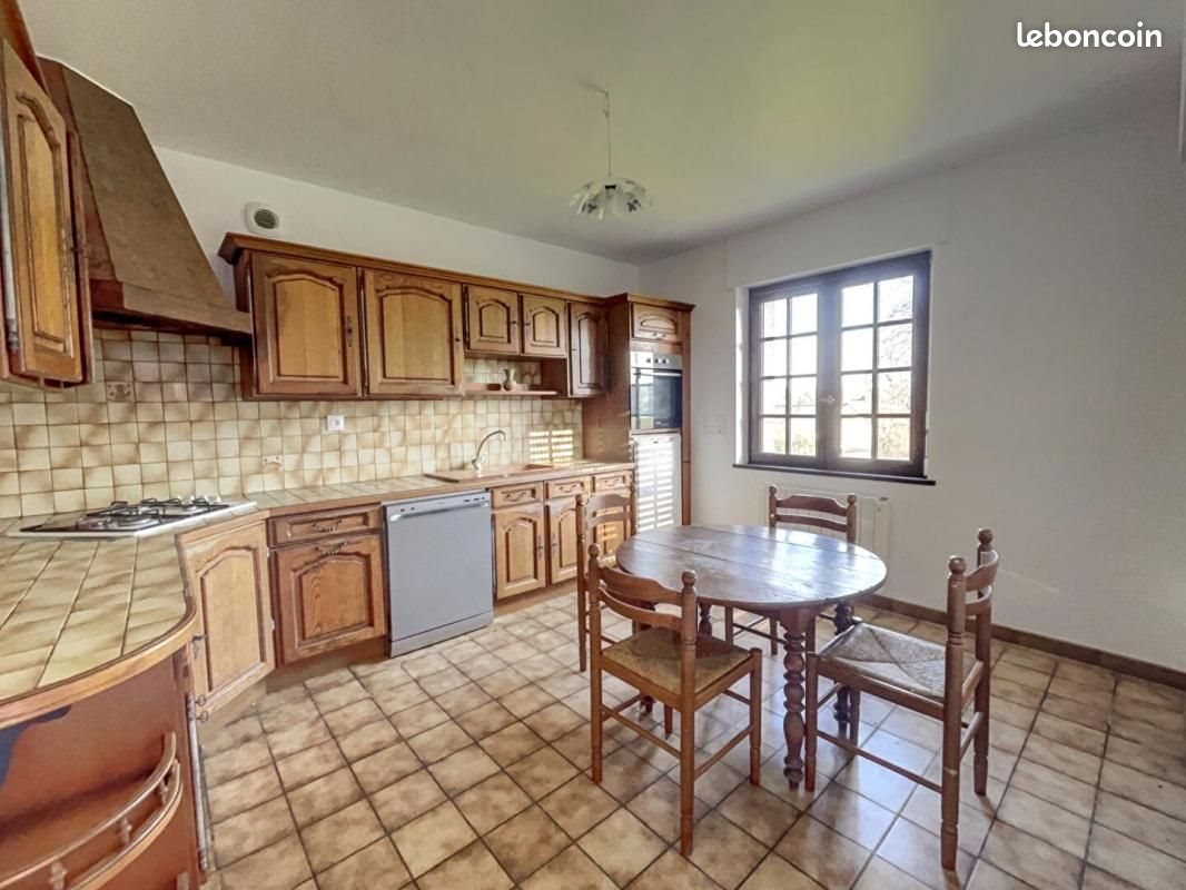Maison à vendre, 145m², Saint-Carreuc