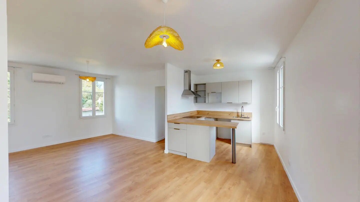 Maison à louer, 81m², Léognan