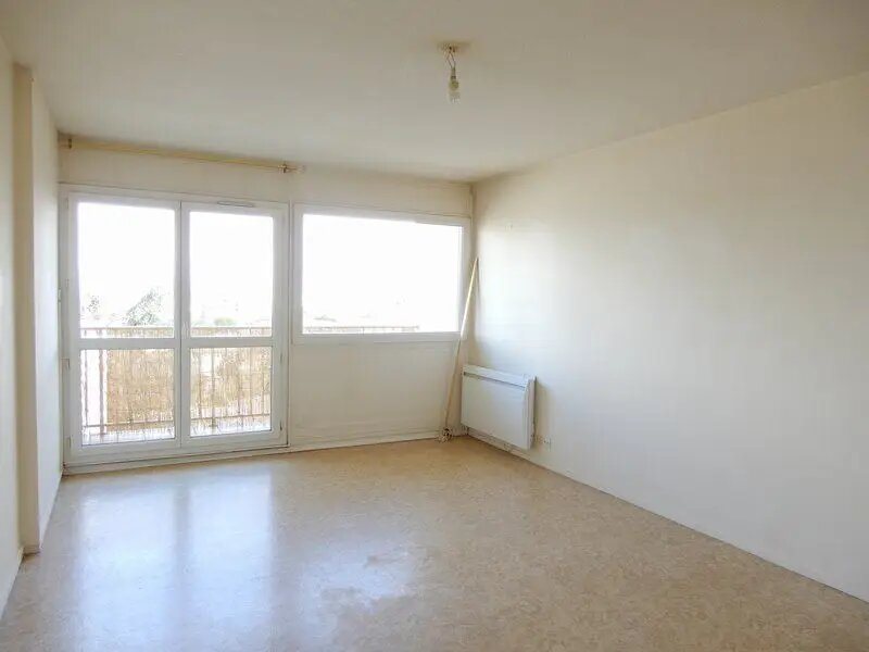 Appartement à louer, 63m², Talence