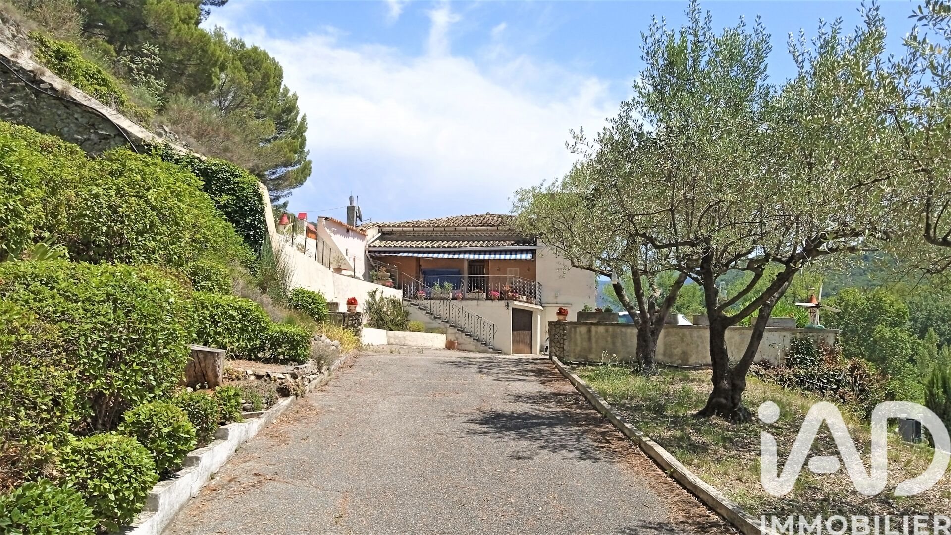 Maison à vendre, 420m², La Bégude-de-Mazenc