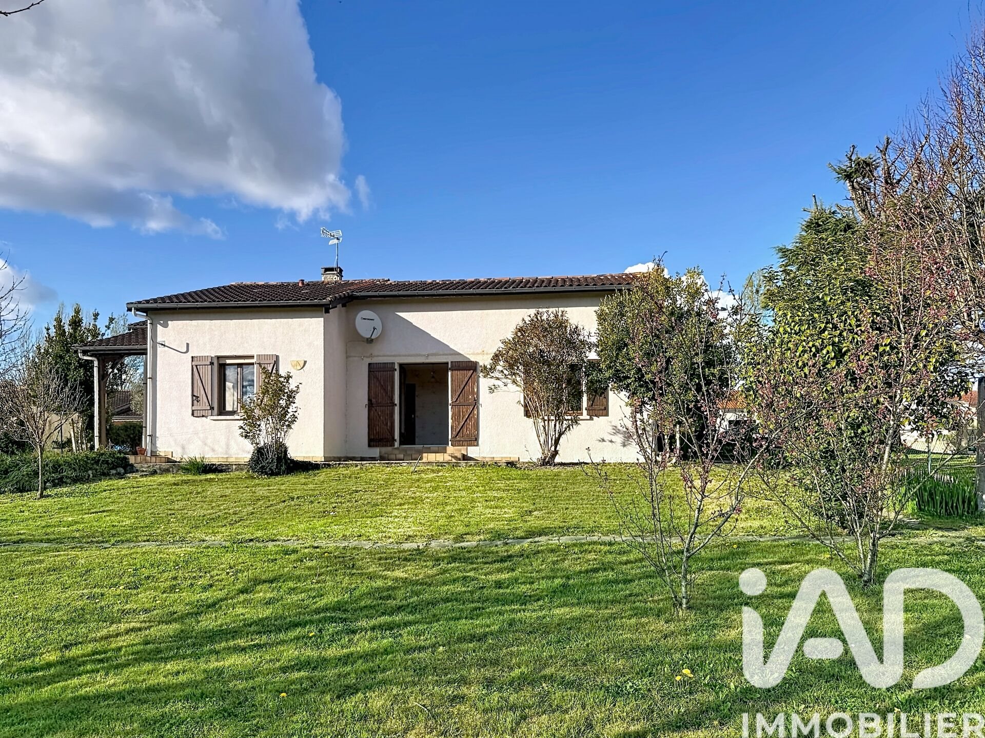 Maison à vendre, 85m², Dausse