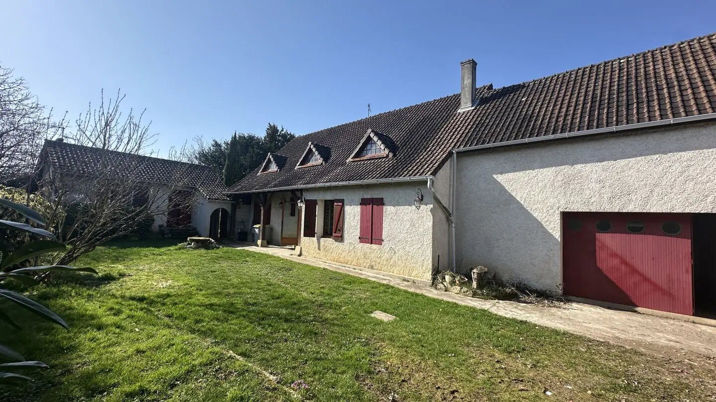 Maison à vendre, 270m², Savouges